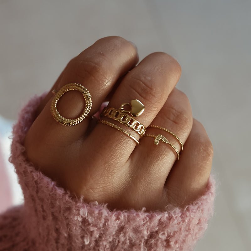 
                      
                        BAGUE LALY - ZAORA
                      
                    